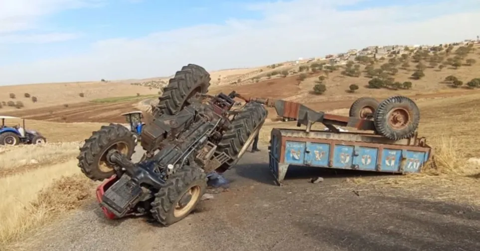 Diyarbakır’da Traktör Devrildi 1