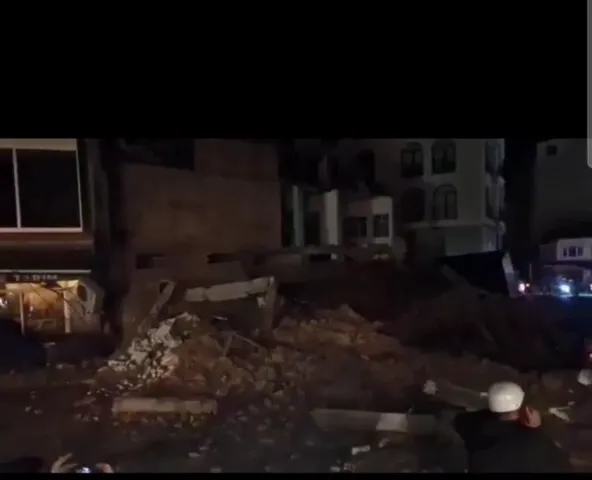 Balıkesir’de 6.1 Büyüklüğünde Deprem