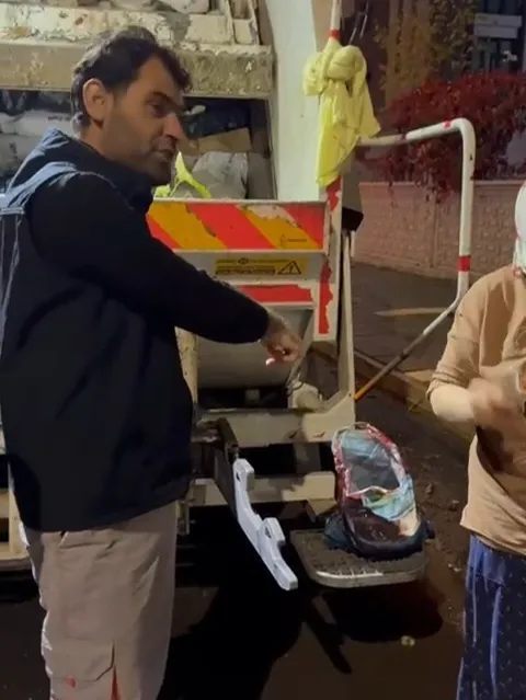 Diyarbakır’da Çöpe Atılan Serveti Farkettiler